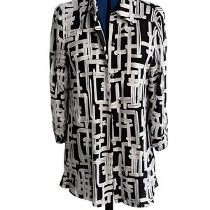 Chico’s Black & White Sheer Textured Button-Front Jacket Size 2 Abstract Print